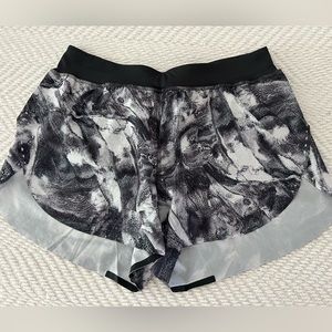 Find Your Pace 3” Short